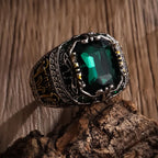 New men's luxury green gemstone domineering ring